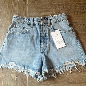 Zara Hi-rise denim shorts
